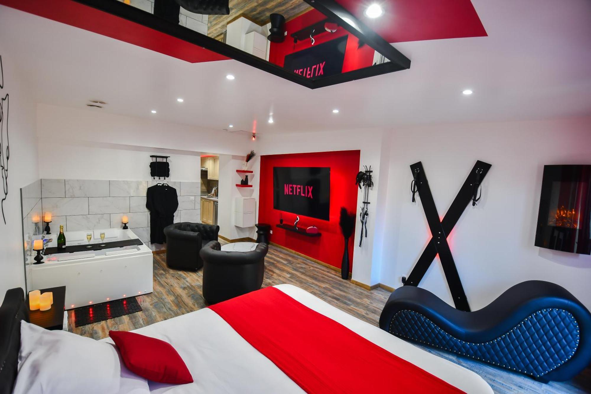 L'arena - Room, Jacuzzi
