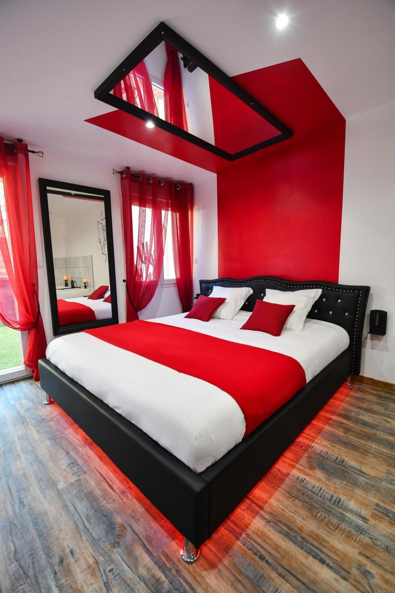 L'arena - Room, Jacuzzi La Seyne-sur-Mer